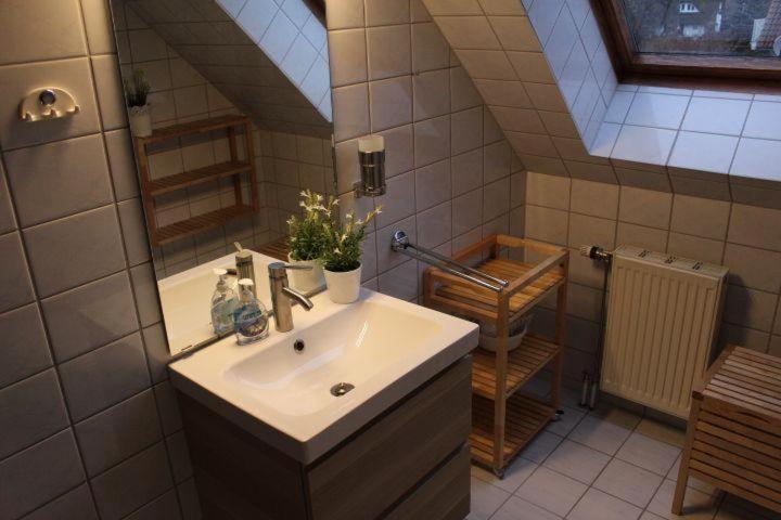 Ferienwohnung-Nils-Holgerson-Mit-Balkon-Zwischen-Strand-Wald-Wiese-Im-Suedosten-Der-Insel-Ruegen Gustow  Kültér fotó