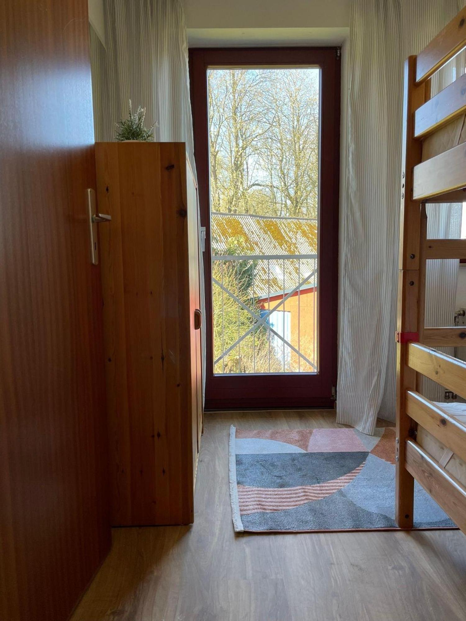 Ferienwohnung-Nils-Holgerson-Mit-Balkon-Zwischen-Strand-Wald-Wiese-Im-Suedosten-Der-Insel-Ruegen Gustow  Kültér fotó
